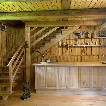 Zacisze Osmiu Stawow - The Quort Of Eight Pounds Kemp Siekierczyna