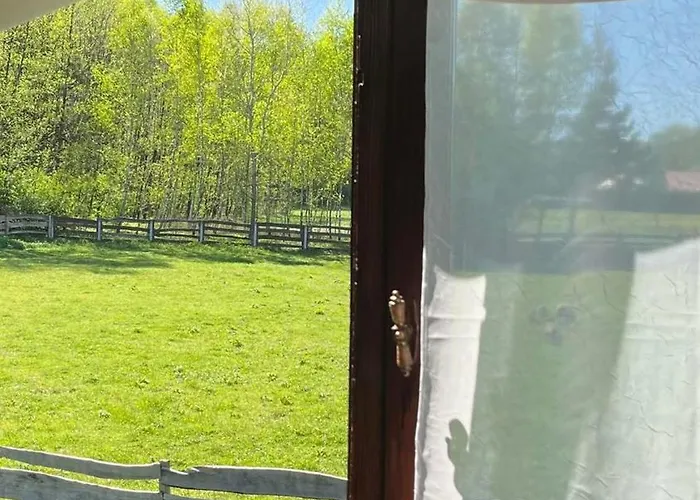 Zacisze Osmiu Stawow - The Quort Of Eight Pounds * Siekierczyna