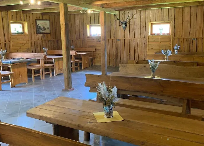 Zacisze Osmiu Stawow - The Quort Of Eight Pounds Kemp *